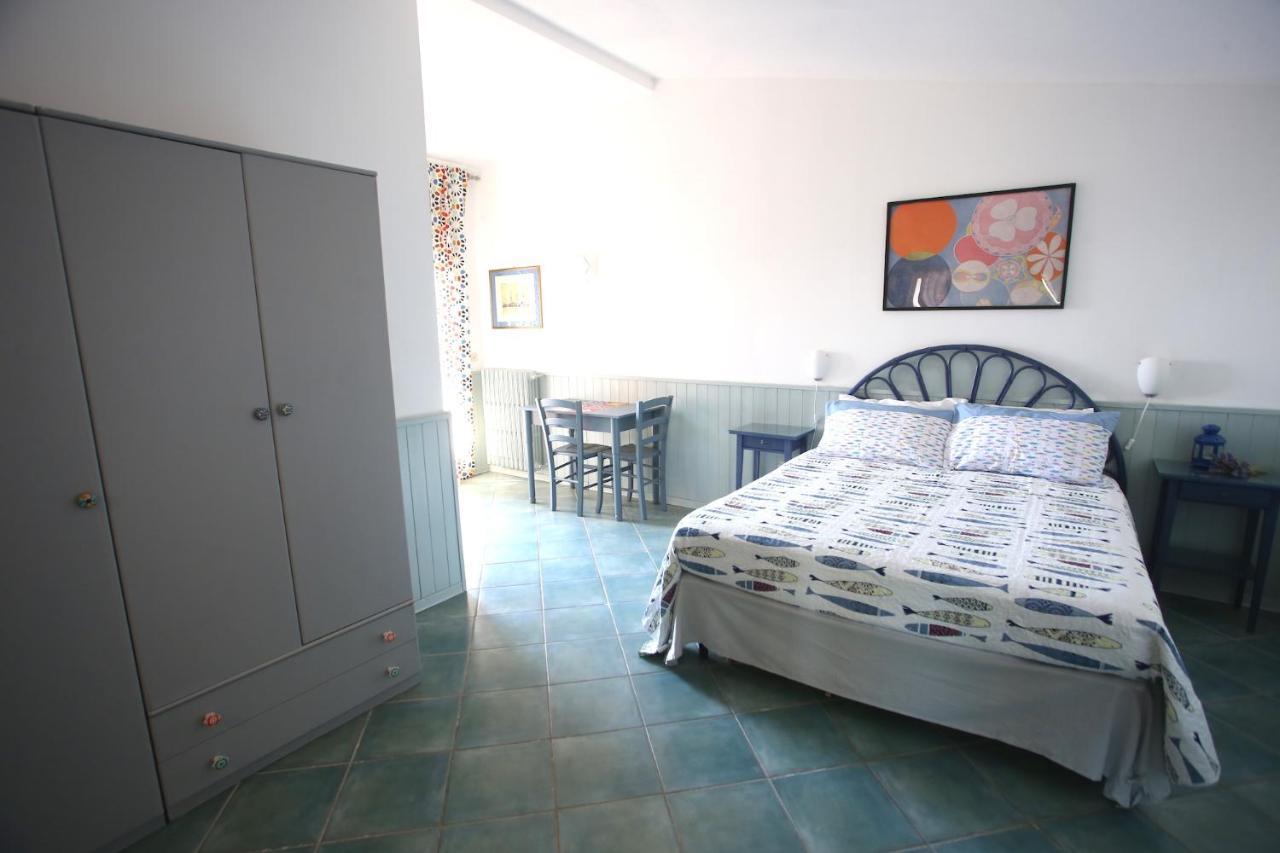 Ca' La Stella Sea-View Apartments Porto Azzurro Zewnętrze zdjęcie
