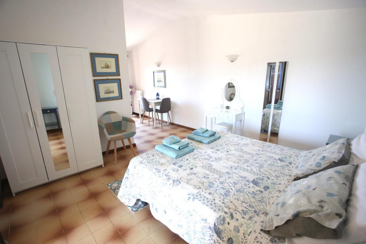 Ca' La Stella Sea-View Apartments Porto Azzurro Zewnętrze zdjęcie