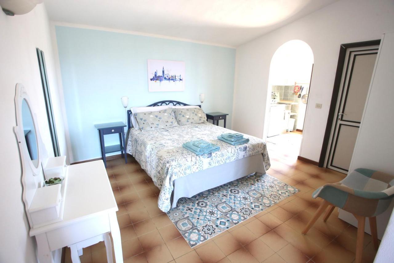 Ca' La Stella Sea-View Apartments Porto Azzurro Zewnętrze zdjęcie